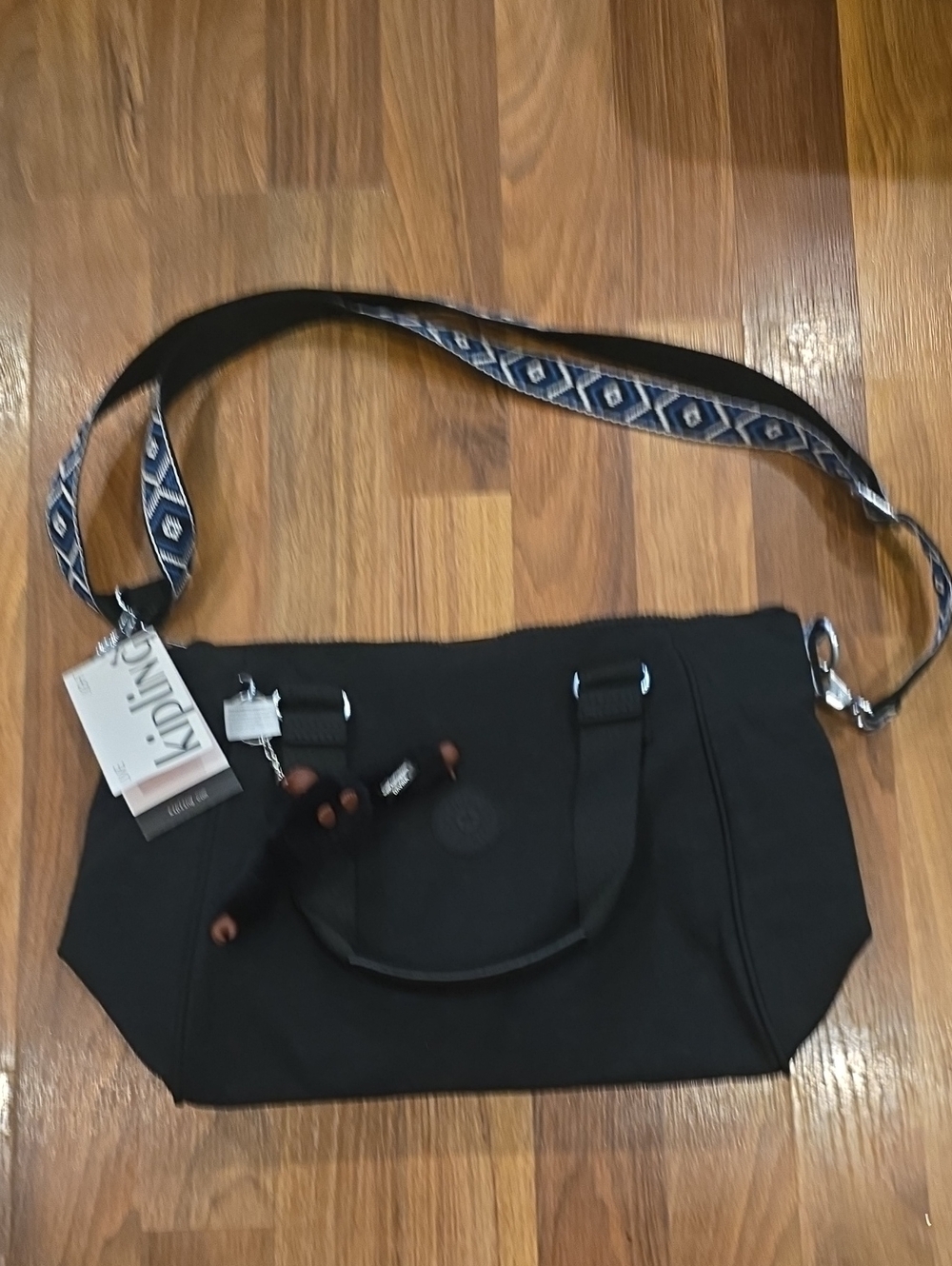 NWT Kipling Amiel Medium Handbag / Crossbody